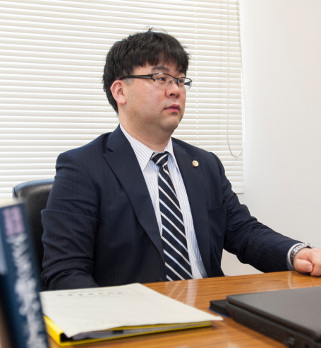 ひらい きいち 弁護士